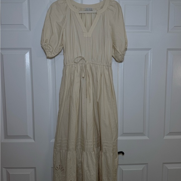 Moon River Cream Maxi Dress - Picture 5 of 8